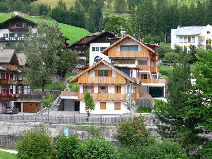 Immagine 2 di Magazzino in vendita  in via Dolomiti a Sesto .Sexten.