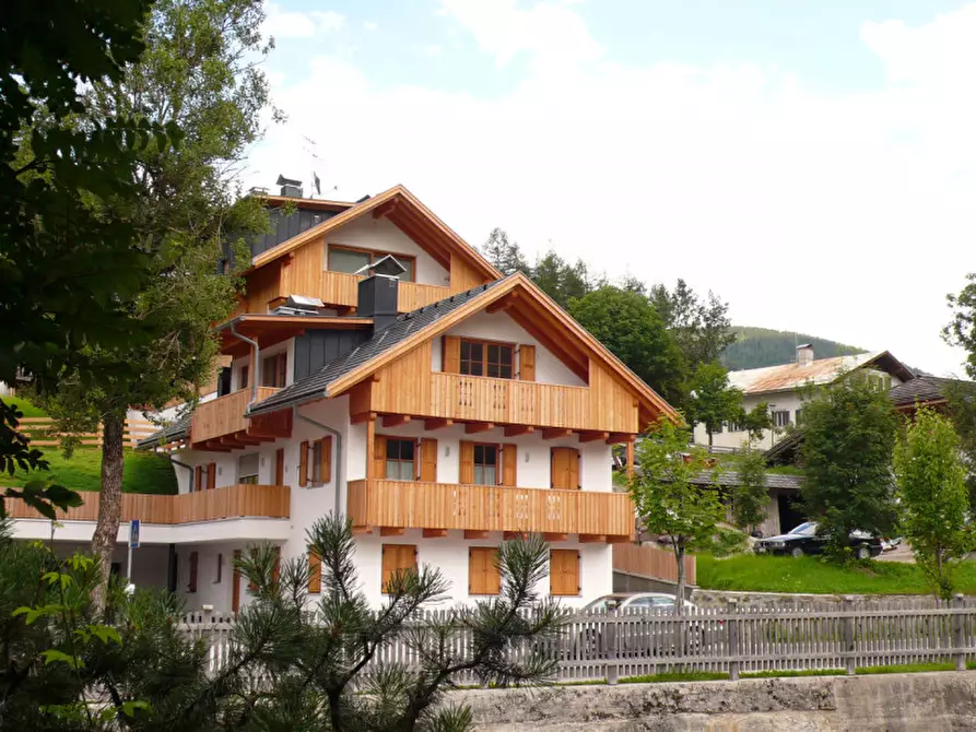 Immagine 3 di Magazzino in vendita  in via Dolomiti a Sesto .Sexten.