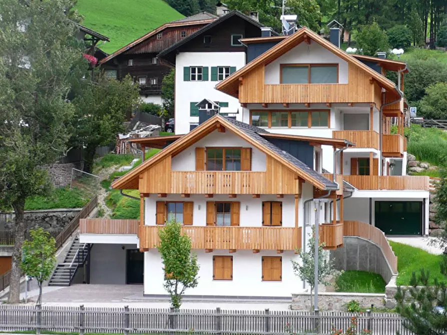 Immagine 3 di Magazzino in vendita  in via Dolomiti a Sesto .Sexten.