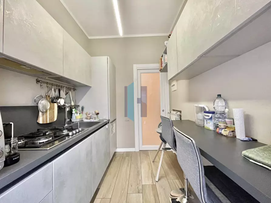 Immagine 8 di Appartamento in vendita  in Via Angela Contini a Brescia