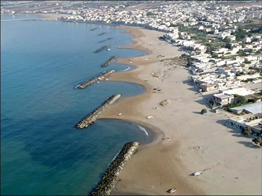 Immagine 4 di Terreno in vendita  in via fucini a Anzio
