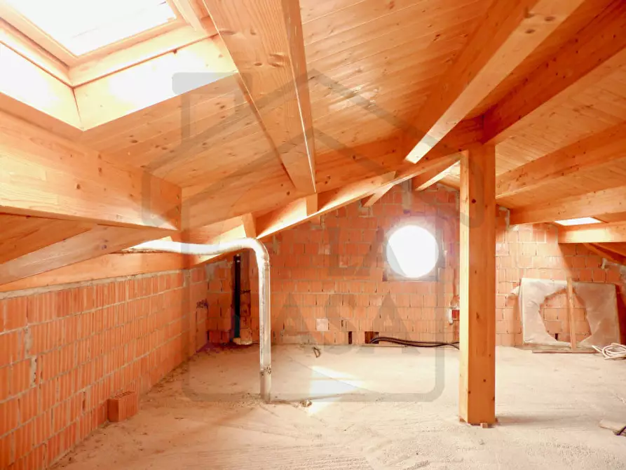 Immagine 9 di Casa quadrifamiliare in vendita  in Via Piave a Montegrotto Terme