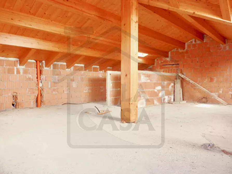 Immagine 11 di Casa quadrifamiliare in vendita  in Via Piave a Montegrotto Terme