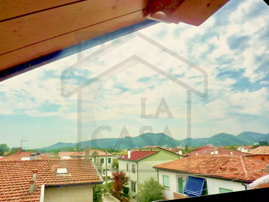 Immagine 16 di Casa quadrifamiliare in vendita  in Via Piave a Montegrotto Terme