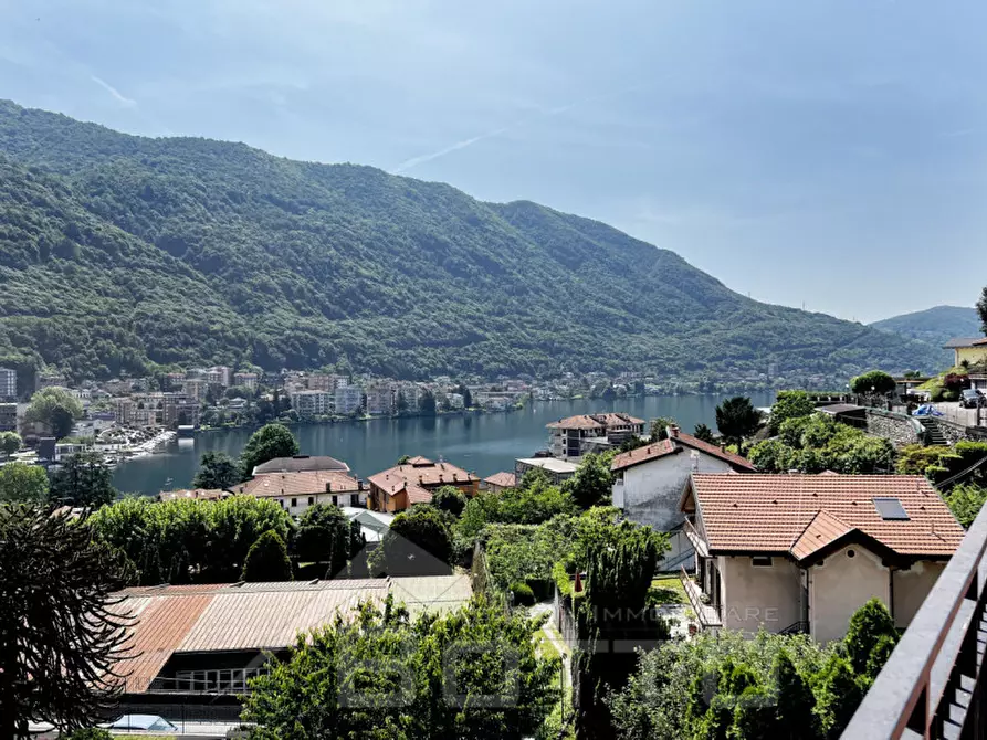 Immagine 1 di Villa in vendita  in via alle quarne 1 a Omegna