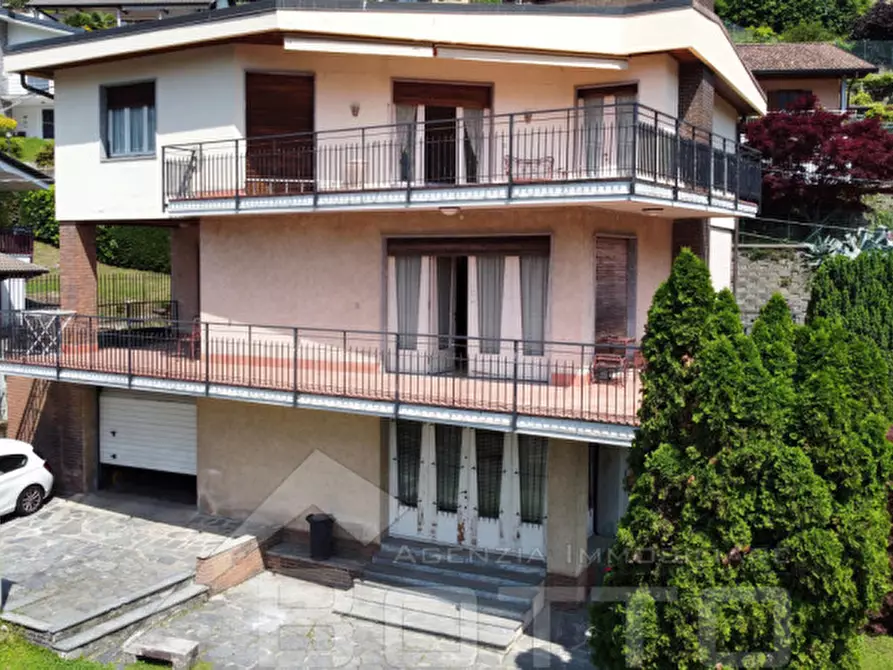 Immagine 38 di Villa in vendita  in via alle quarne 1 a Omegna