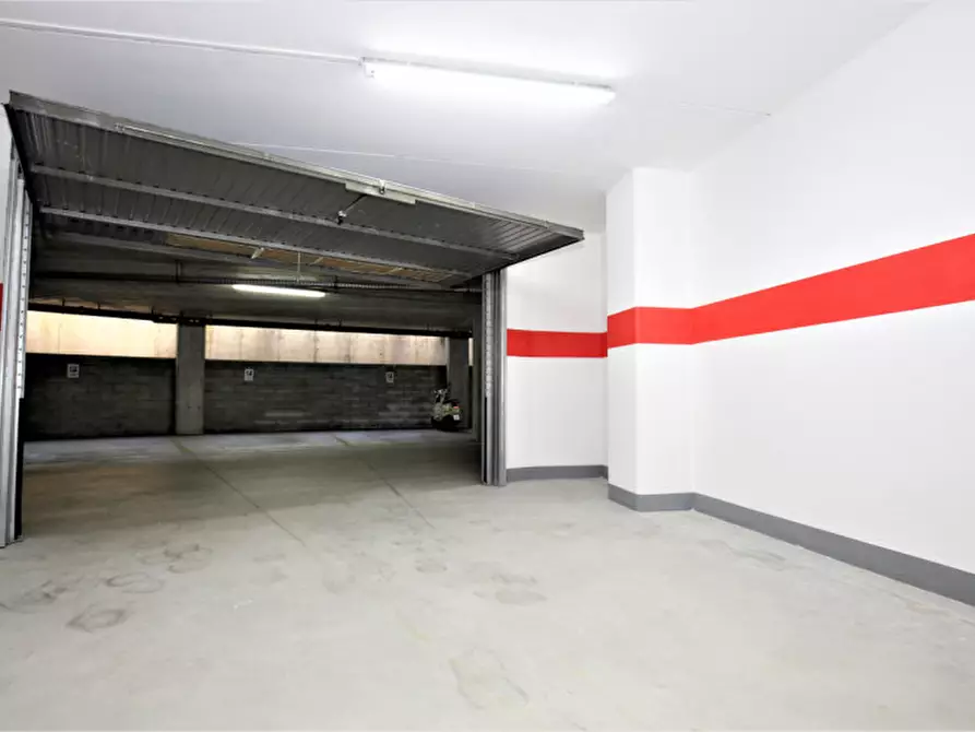 Immagine 1 di Garage in vendita  in via San Crispino a Padova