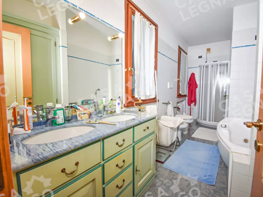 Immagine 21 di Casa indipendente in vendita  in Verona a Salizzole