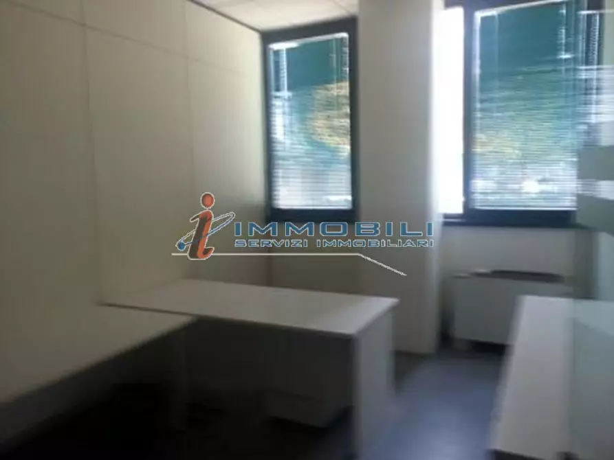 Immagine 4 di Laboratorio in affitto  in VIA DI VITTORIO G. a Peschiera Borromeo