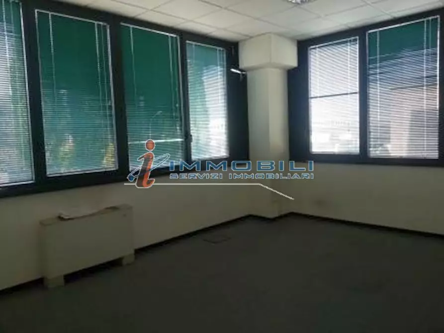 Immagine 17 di Laboratorio in affitto  in VIA DI VITTORIO G. a Peschiera Borromeo