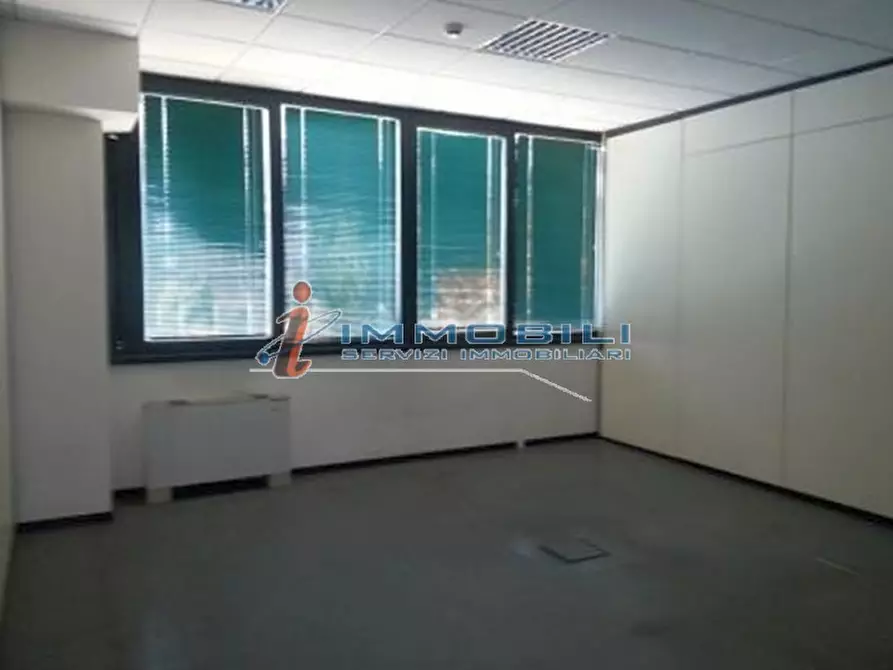 Immagine 19 di Laboratorio in affitto  in VIA DI VITTORIO G. a Peschiera Borromeo