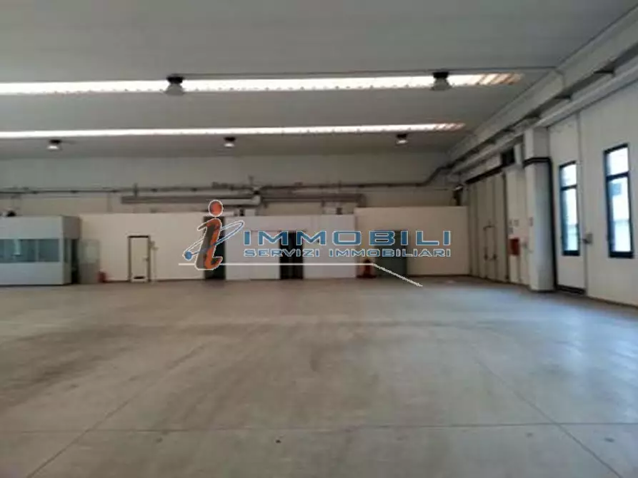 Immagine 15 di Magazzino in affitto  in VIA DI VITTORIO G. a Peschiera Borromeo
