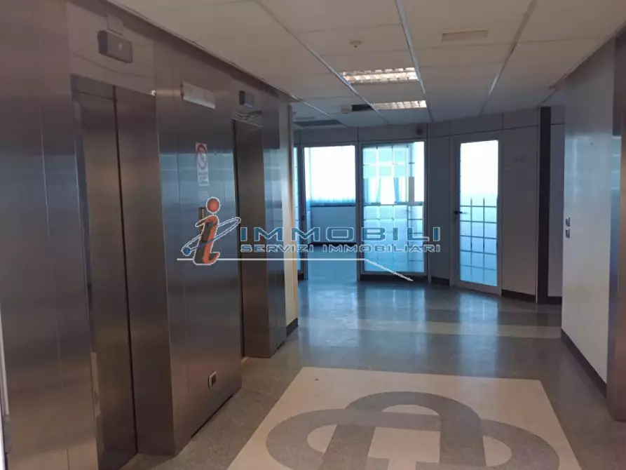 Immagine 22 di Ufficio in affitto  in VIA CIRCONVALLAZIONE a Segrate