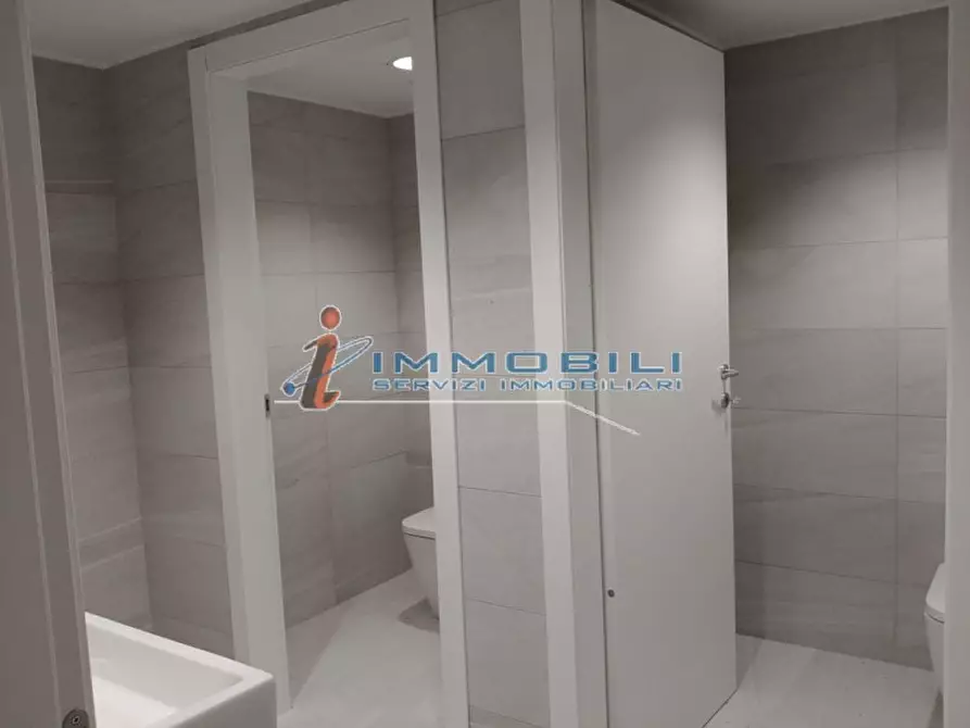 Immagine 8 di Ufficio in affitto  in VIA OLGIA a Segrate
