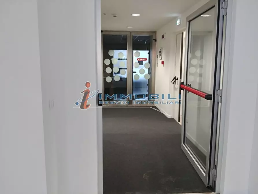 Immagine 19 di Ufficio in affitto  in VIA OLGIA a Segrate