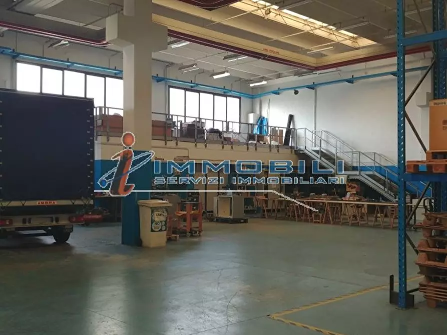 Immagine 6 di Capannone industriale in vendita  in VIA GIOVANNI GENTILE a Milano