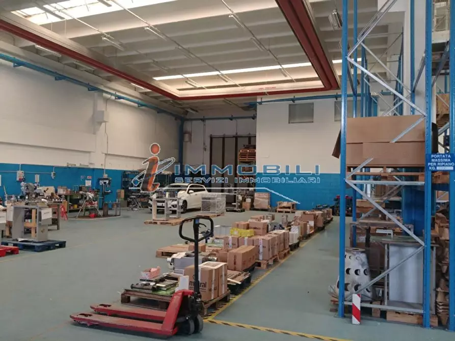 Immagine 9 di Capannone industriale in vendita  in VIA GIOVANNI GENTILE a Milano