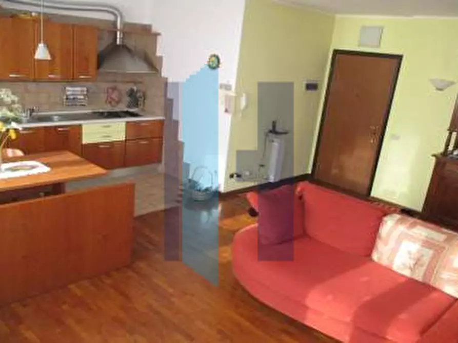 Immagine 11 di Appartamento in vendita  in Via Pertini a Curno