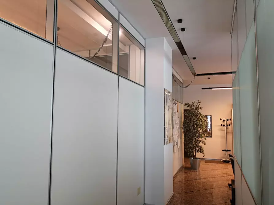 Immagine 6 di Ufficio in vendita  in VIA PRANZELORES a Trento