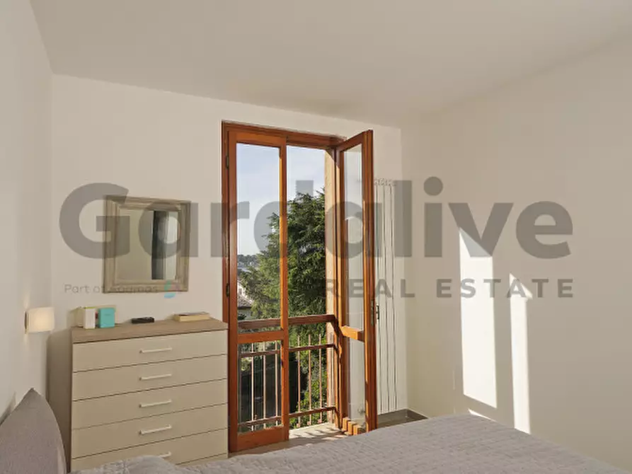 Immagine 15 di Appartamento in vendita  in Via Valle Fiorita 22 a Gardone Riviera