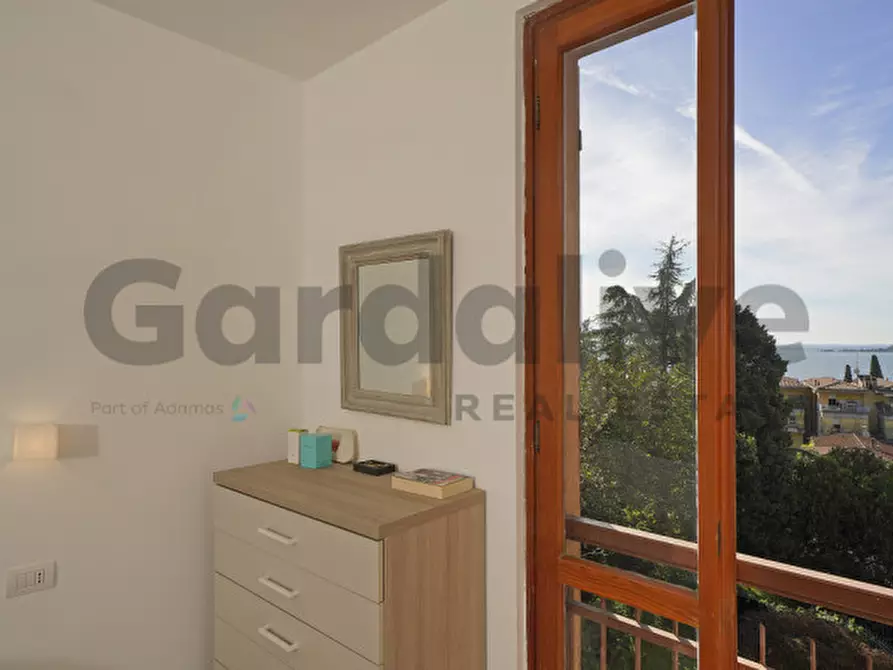 Immagine 16 di Appartamento in vendita  in Via Valle Fiorita 22 a Gardone Riviera