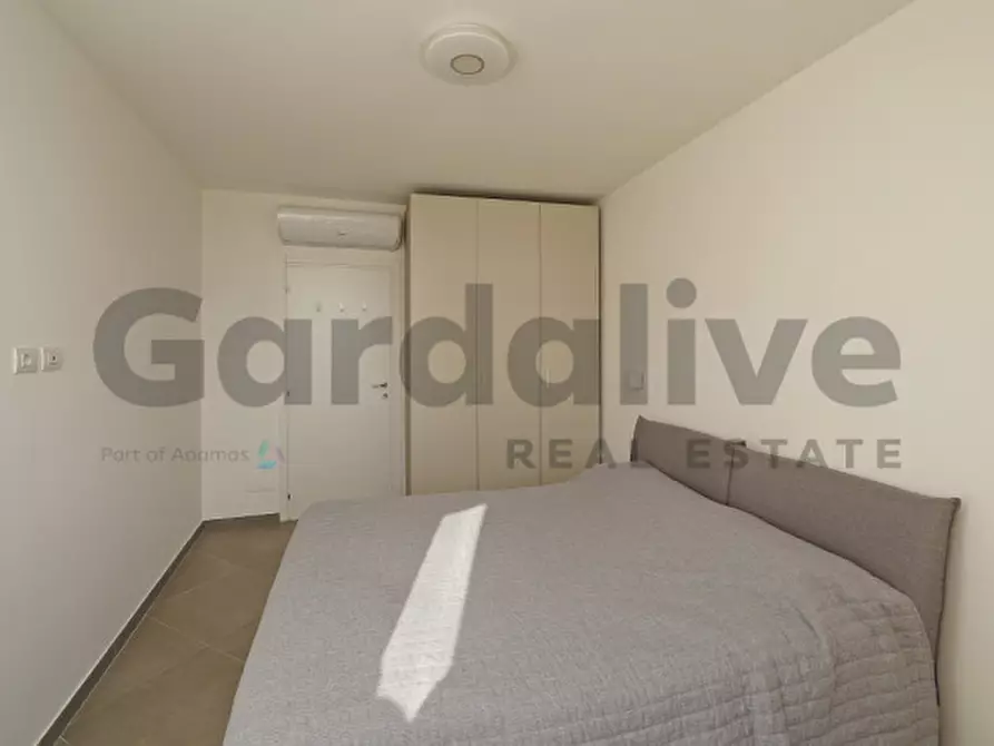 Immagine 17 di Appartamento in vendita  in Via Valle Fiorita 22 a Gardone Riviera