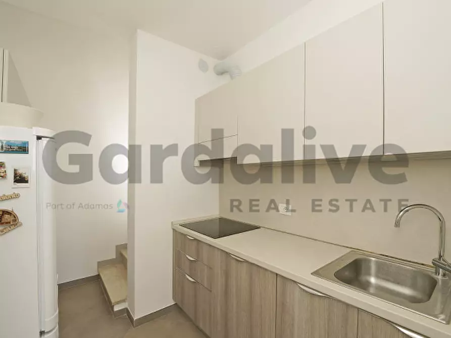 Immagine 22 di Appartamento in vendita  in Via Valle Fiorita 22 a Gardone Riviera