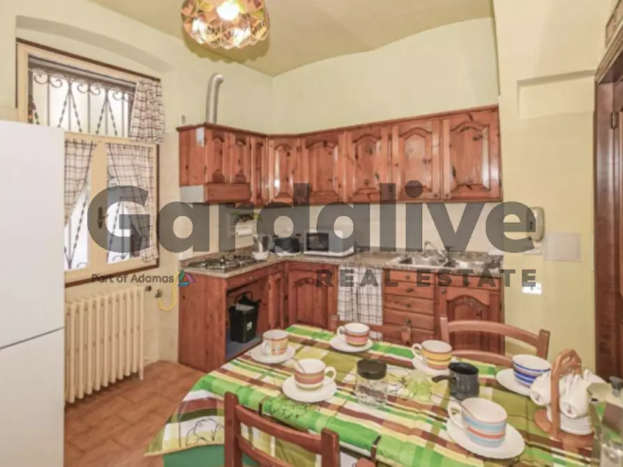 Immagine 4 di Appartamento in vendita  in Via Roma 41 a Gardone Riviera