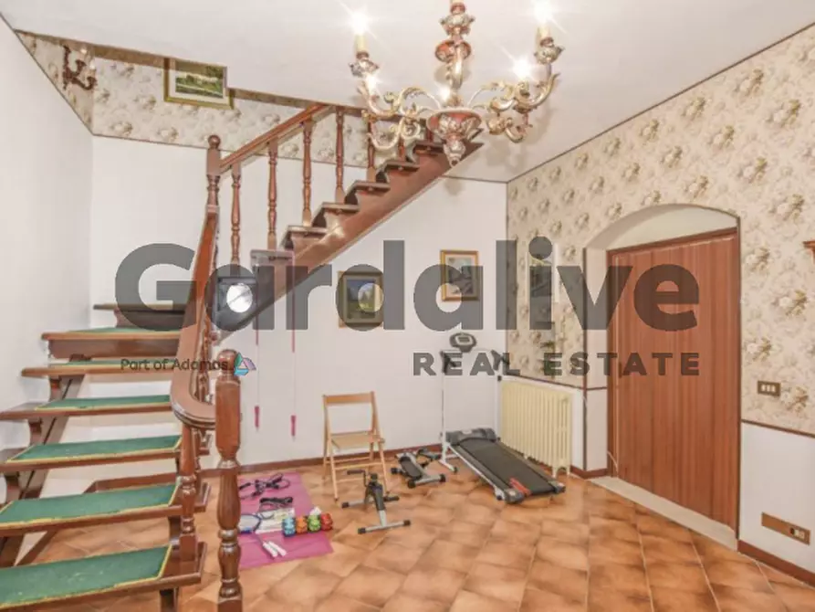 Immagine 5 di Appartamento in vendita  in Via Roma 41 a Gardone Riviera