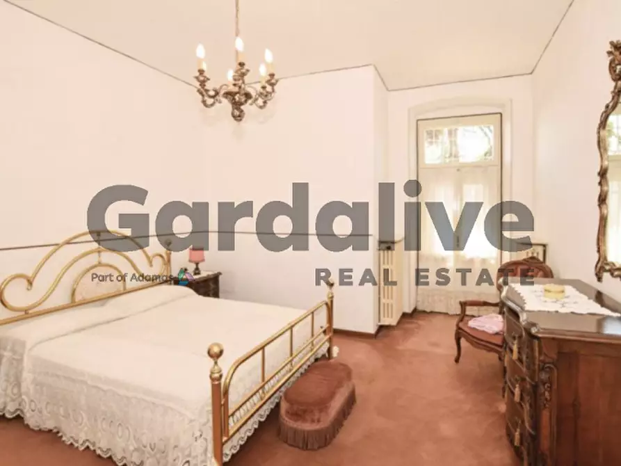 Immagine 8 di Appartamento in vendita  in Via Roma 41 a Gardone Riviera