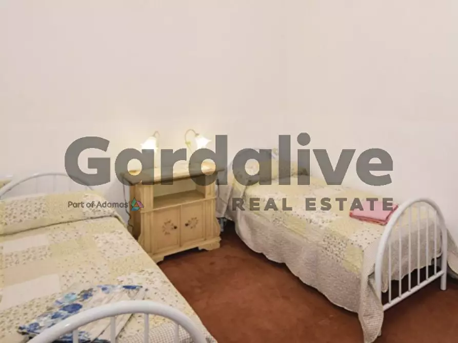 Immagine 9 di Appartamento in vendita  in Via Roma 41 a Gardone Riviera