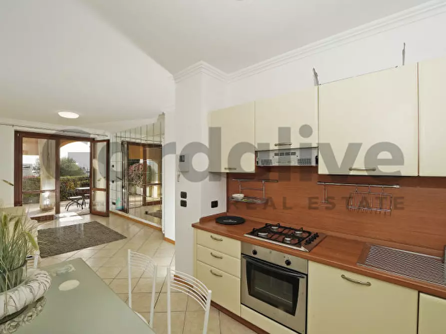 Immagine 10 di Appartamento in vendita  in Via Privata della Brusada 19 a Gardone Riviera