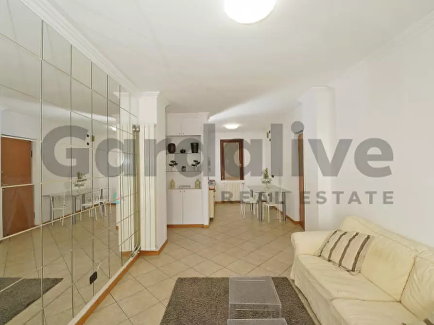 Immagine 13 di Appartamento in vendita  in Via Privata della Brusada 19 a Gardone Riviera