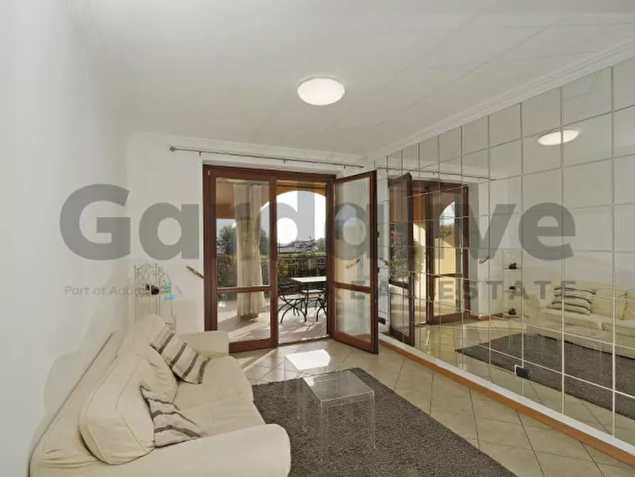 Immagine 16 di Appartamento in vendita  in Via Privata della Brusada 19 a Gardone Riviera