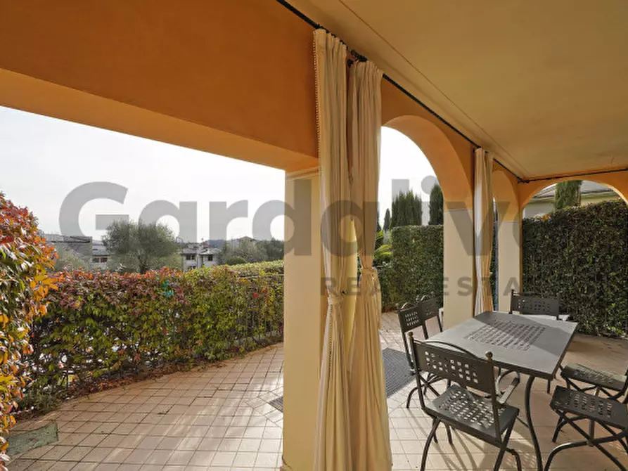 Immagine 23 di Appartamento in vendita  in Via Privata della Brusada 19 a Gardone Riviera