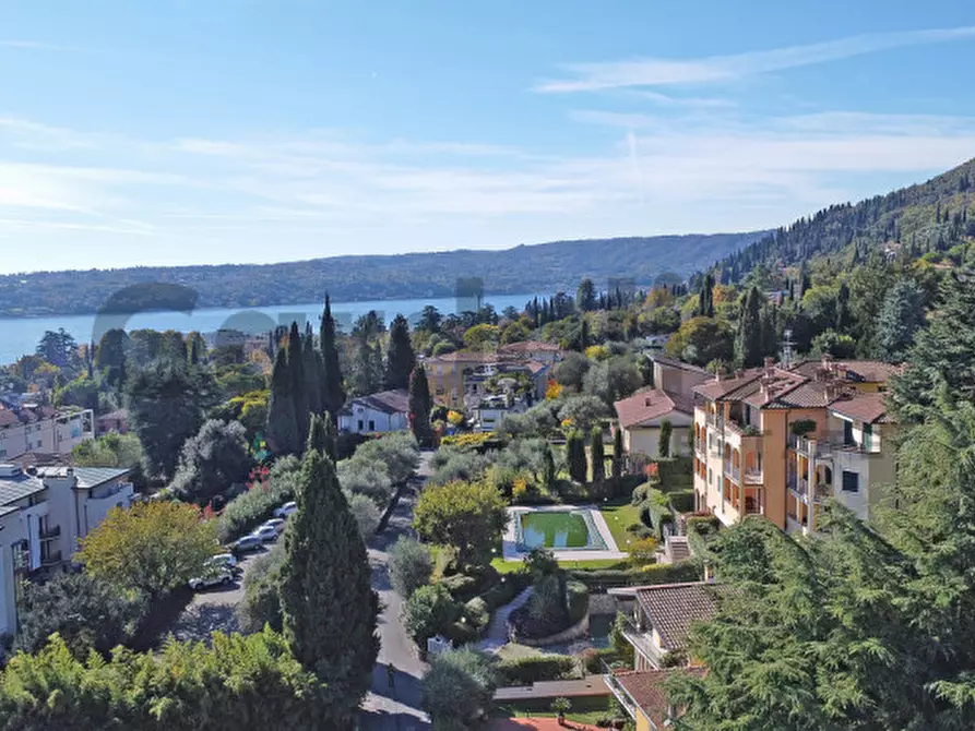 Immagine 34 di Appartamento in vendita  in Via Privata della Brusada 19 a Gardone Riviera