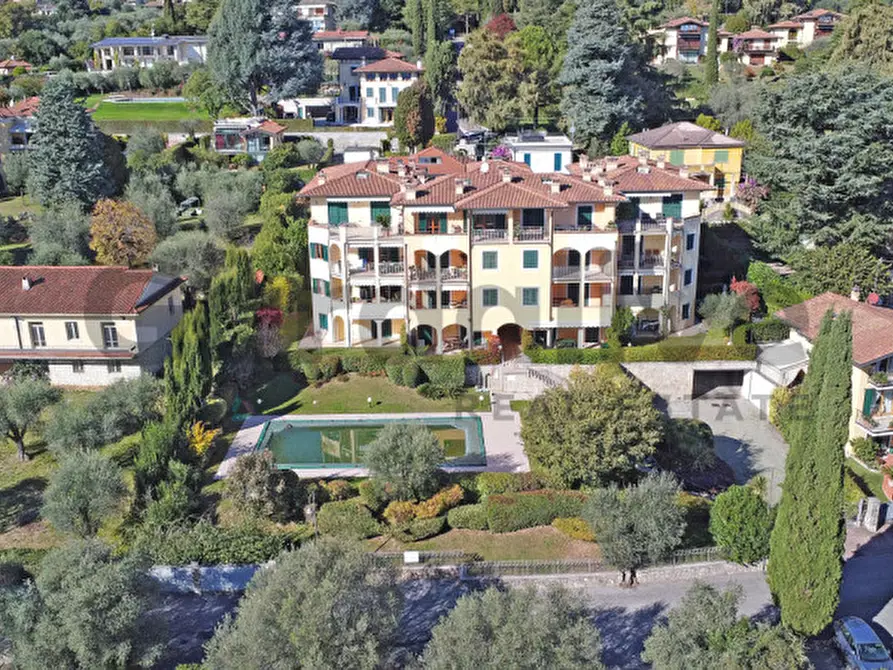 Immagine 45 di Appartamento in vendita  in Via Privata della Brusada 19 a Gardone Riviera