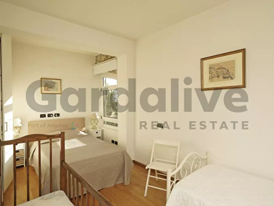 Immagine 11 di Villa in vendita  in Via Filippini a Gardone Riviera