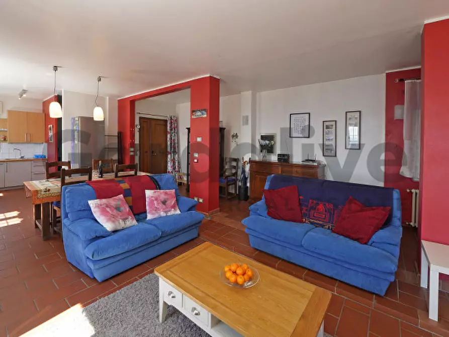 Immagine 5 di Villa in vendita  a Gardone Riviera