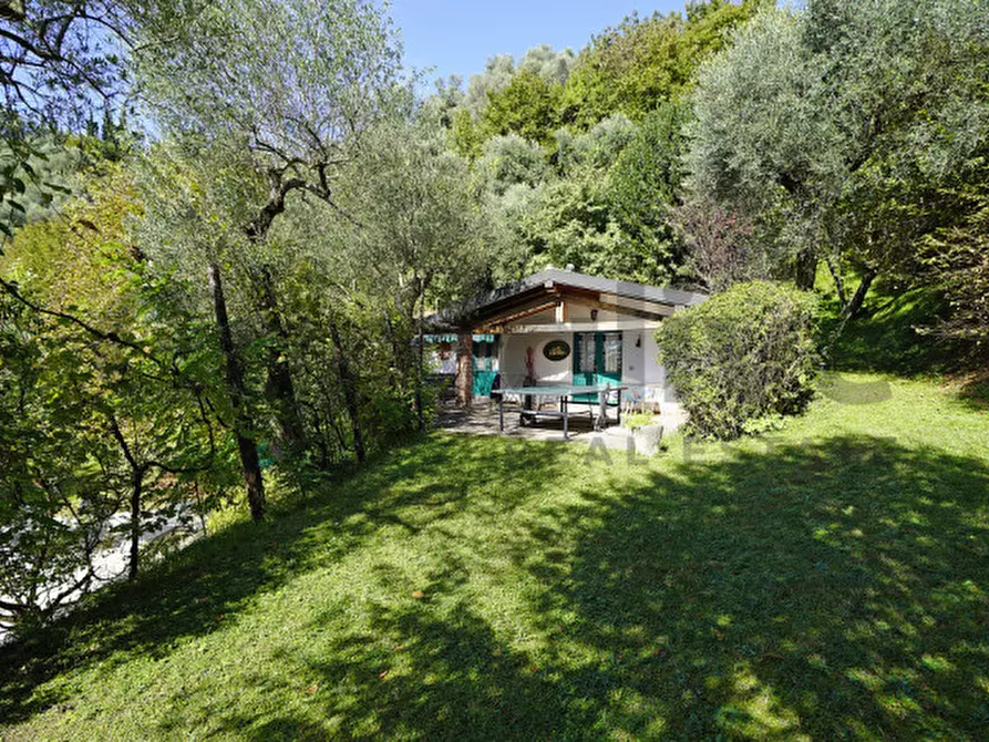Immagine 13 di Villa in vendita  in Via Panoramica, 5 a Gardone Riviera