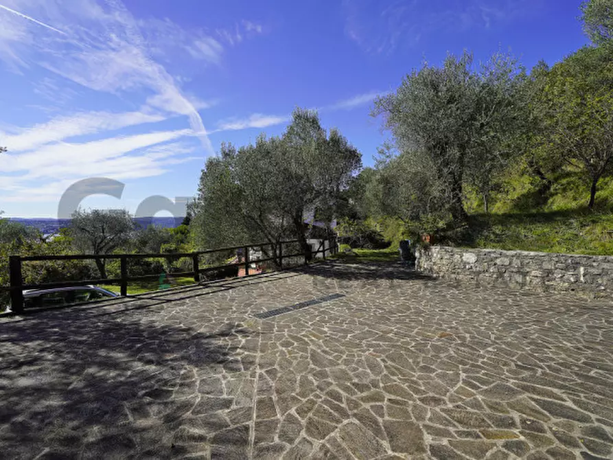 Immagine 15 di Villa in vendita  in Via Panoramica, 5 a Gardone Riviera