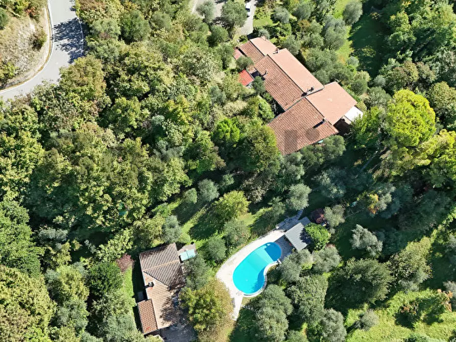Immagine 42 di Villa in vendita  in Via Panoramica, 5 a Gardone Riviera