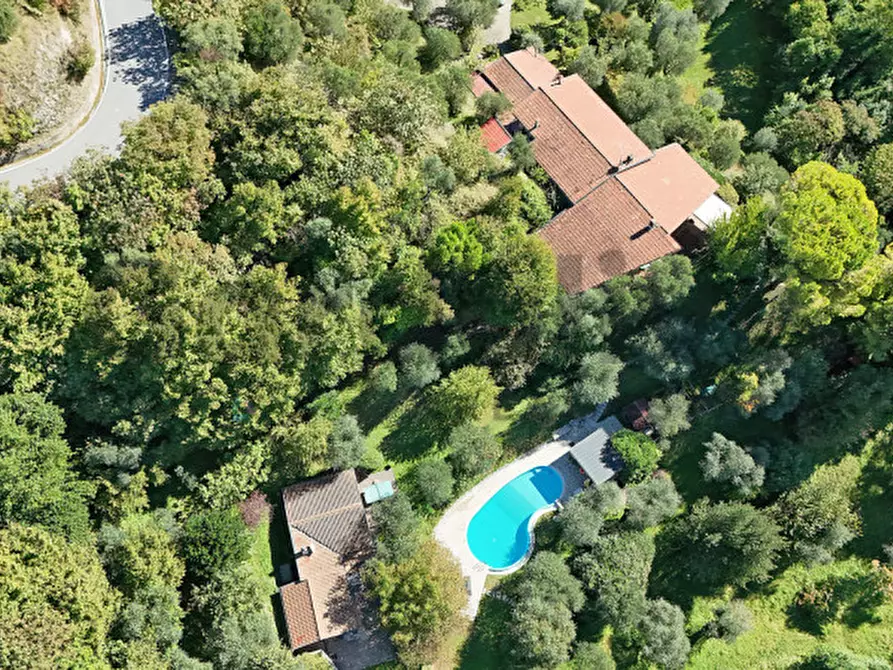 Immagine 43 di Villa in vendita  in Via Panoramica, 5 a Gardone Riviera