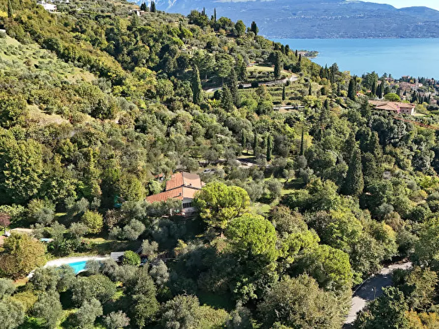 Immagine 49 di Villa in vendita  in Via Panoramica, 5 a Gardone Riviera