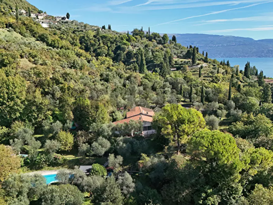 Immagine 50 di Villa in vendita  in Via Panoramica, 5 a Gardone Riviera
