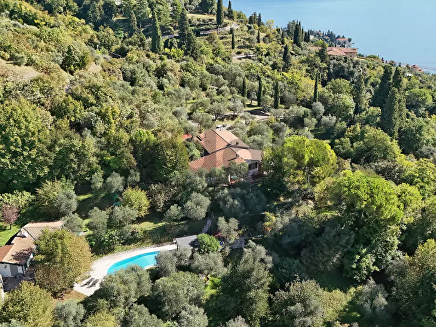 Immagine 52 di Villa in vendita  in Via Panoramica, 5 a Gardone Riviera