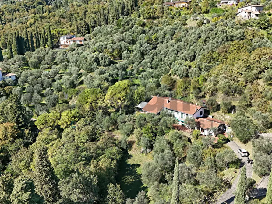 Immagine 53 di Villa in vendita  in Via Panoramica, 5 a Gardone Riviera