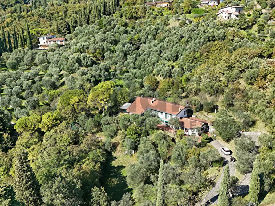 Immagine 54 di Villa in vendita  in Via Panoramica, 5 a Gardone Riviera