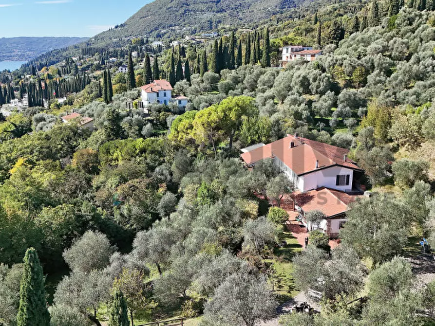 Immagine 60 di Villa in vendita  in Via Panoramica, 5 a Gardone Riviera