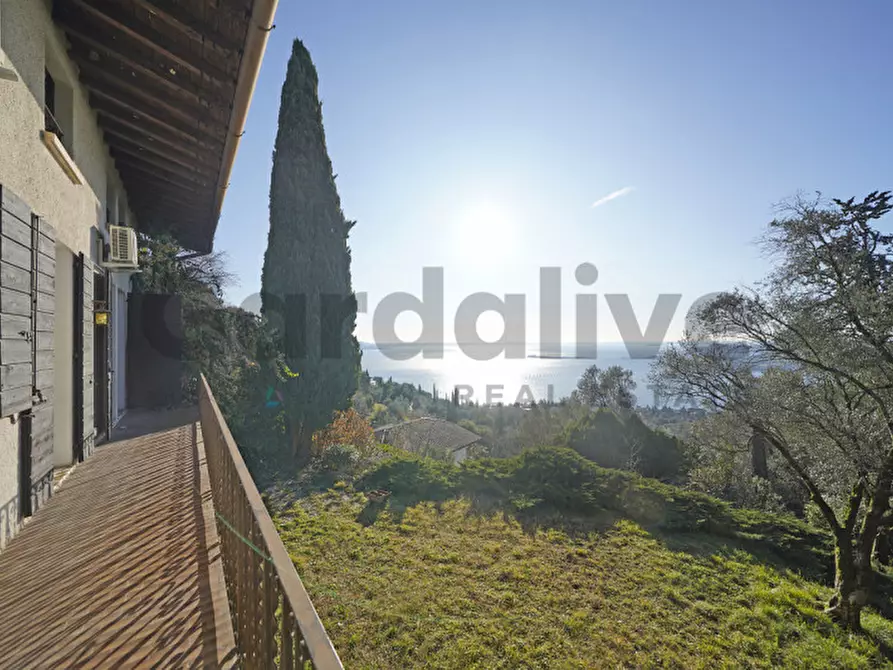 Immagine 6 di Appartamento in vendita  in Via Panoramica 33 a Gardone Riviera